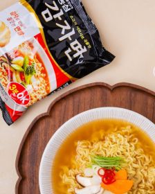 NONGSHIM Kartoffelnudel Ramen 100g
